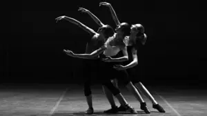 Chivite, 'enemiga' de la Cultura: destina solo el 0,8% de las Cuentas a este sector muy afectado por la crisis Covid