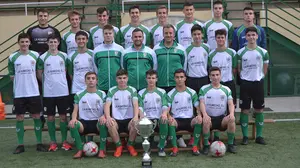 Gran éxito del equipo oberenista de Primera juvenil: campeón de liga sin perder ni un solo partido