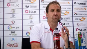 Arrasate pide un poco de paciencia: "Rubén García y Rober Ibáñez quieren estar aquí y soy optimista"