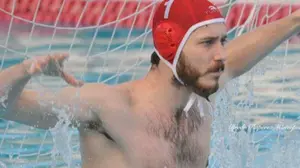 El portero sevillano Enrique Cruz es el primer refuerzo del Waterpolo Navarra para la próxima temporada