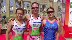 Un equipo navarro consigue ocho medallas en los campeonatos nacionales de triatlón sprint y acuatlón