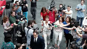 Chivite no da la cara tras su acuerdo con el PNV y Bildu: se niega a hablar con los medios sobre sus alianzas