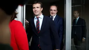 Pablo Casado pide a Sánchez en Pamplona que "no venda Navarra" a los que un día jalearon "ETA, mátalos"