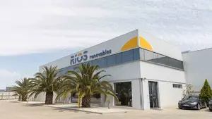 La empresa ribera R&iacute;os Renovables cumple 30 a&ntilde;os reactivando el mercado fotovoltaico con 120 trabajadores