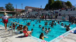 Tudela abrirá gratis sus piscinas mientras dure la ola de calor que mantiene en alerta a la Ribera