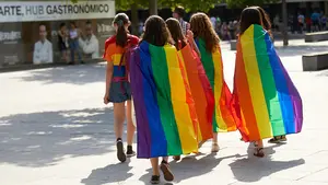 "La más grave muestra de desigualdad": Bildu propone en Pamplona un protocolo contra agresiones a personas LGTBI+