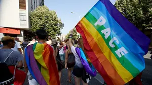 Un marroquí le parte la cara a una persona por ser homosexual en una discoteca de Pamplona