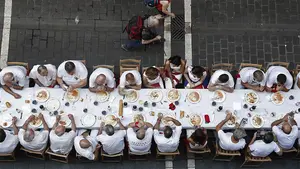 Varios bares de Pamplona anuncian que no abrirán en San Fermín: "No queremos ser parte del problema"