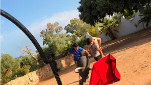 Cayetano calienta motores para su vuelta a San Ferm&iacute;n y Eva Gonz&aacute;lez le dedica un efusivo mensaje