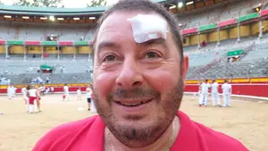 Un arenero en San Fermín, víctima de un hielazo: "En 36 años jamás me habían hecho sangre en el ruedo"