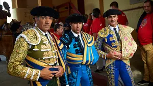 Jesulín, El Cid y Cayetano inundan de pasión y entrega el coso de Tudela frente a los toros de La Palmosilla
