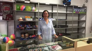 La Tómbola de Cáritas para los más 'despistados': viajes, tablets o móviles aún sin repartir