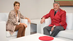 Chivite promete a la Policía Foral continuar trabajando en la transferencia de Tráfico y Seguridad Vial