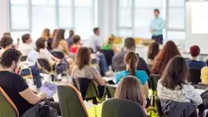 La llegada de 'Menas' a Navarra y su tendencia alcista centra la atención de un curso programado en Pamplona