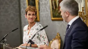 Marlaska se arrodilla ante los socios de Chivite: todos los presos de ETA están ya cerca de sus casas