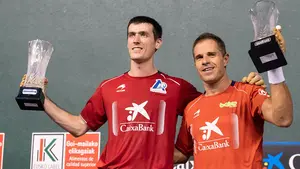 Nueva exhibici&oacute;n del campe&oacute;n navarro Olaizola y Rezusta, que se llevan la txapela de San Mateo en Logro&ntilde;o