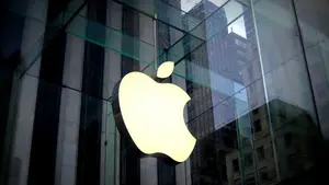 Un hombre demanda a Apple por 'convertirle' en homosexual: "Tengo novio y no sé cómo explicarlo"
