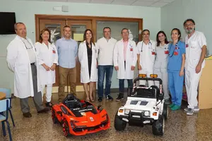 Los niños hospitalizados en Tudela irán al quirófano en coches eléctricos: fin a los lloros en las camillas