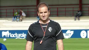 Arrasate: "El objetivo es hacer pequeño al Villarreal, porque si están cómodos lo tenemos en chino"