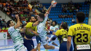 Gran esfuerzo sin premio: Anaitasuna se deja empatar ante el Bidasoa tras dominar casi todo el partido