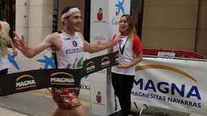 El australiano McLeod y la guipuzcoana Fuentes se imponen en la Media Maratón Roncesvalles - Zubiri