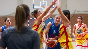 El FNB Ardoi arranca la temporada con una victoria ante el Unigirona en el pabellón de Zizur Mayor