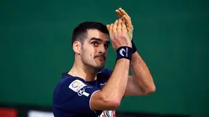 El navarro Joseba Ezkurdia se une a Jokin Altuna como los primeros semifinalistas del Cuatro y medio