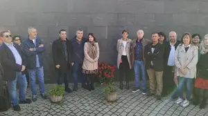 El PSN, con Chivite a la cabeza, se reúne en Sartaguda para rendir homenaje a las víctimas del franquismo