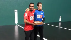 Oinatz Bengoetxea asegura que está recuperado: "Voy a salir a tope y espero que la pierna me aguante"