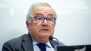 El presidente rojillo confirma la intención de reforzar el equipo: "Braulio y Cata traerán a alguien"