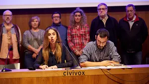 Un manifiesto para apoyar a Podemos en Navarra: afirman que es el partido que "mejor defiende al pueblo"
