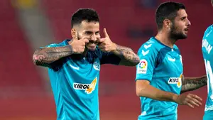 Osasuna se saca la sonrisa con dos golazos de Cardona y Rubén García: las imágenes del partido en Mallorca
