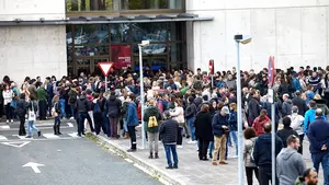Las oposiciones del Gobierno de Navarra vuelven a encender la protesta por los suspensos masivos: "Estamos indignados"