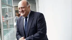 El presidente del TSJN, condecorado con la Cruz al Mérito Militar