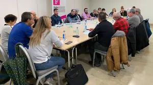 Los partidarios de los etarras piden a la Justicia que facilite la "vuelta a casa" de los huidos suprimiendo la cárcel