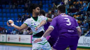 Un Anaitasuna enrachado recibe al "superequipo" Ademar León para cerrar la primera vuelta de la Liga