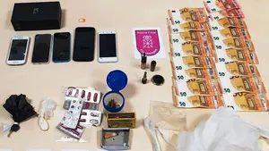 Drogado, con mucho dinero y en un coche robado: detienen a un vecino de Arguedas en la NA-128