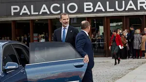 Una llamada 'Real': Felipe VI y doña Letizia contactan con los hospitales navarros para conocer su situación