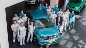 Una formaci&oacute;n pegada a la realidad: 12 j&oacute;venes inician el Programa de Aprendices de Volkswagen Navarra