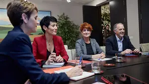 Chivite cierra un acuerdo con los proetarras de Bildu y aprobará con ellos los presupuestos de Navarra