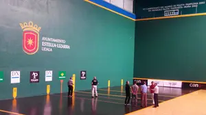 El frontón Remontival de Estella toma el relevo este fin de semana del Labrit con el torneo de Parejas