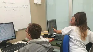 Navarra implanta un programa pionero para que los pacientes neurológicos se rehabiliten desde sus casas