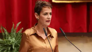 Chivite se erige como defensora de la "esencia foral" en el Día de Navarra tras pactar con los nacionalistas