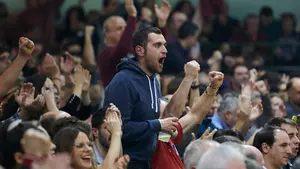 El gran espectáculo del campeonato de parejas en el frontón Labrit: las mejores imágenes del partido