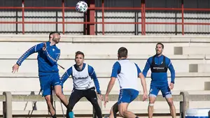 Arrasate ya ensaya con un once lleno de alternativas para visitar al Lorca en la Copa del Rey