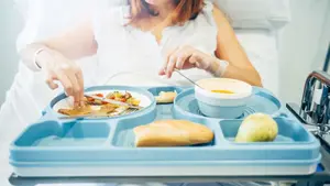 Crema de marisco y solomillo entre otros platos: el menú de Nochevieja en los hospitales navarros