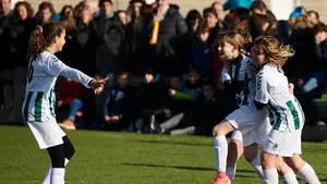 Regina Pacis y Paz de Ziganda triunfan en Tajonar y son los nuevos campeones del Torneo Interescolar