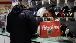 ¡A la caza de un chollo! Las rebajas toman ya los centros comerciales de Navarra