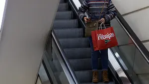 Las rebajas aúpan a Navarra: los contratos superan a los de antes de la pandemia