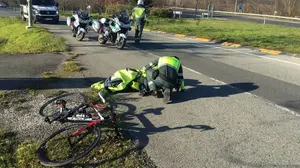 Un ciclista es atropellado en Esteríbar y tiene que ser evacuado a Pamplona con pronóstico reservado
